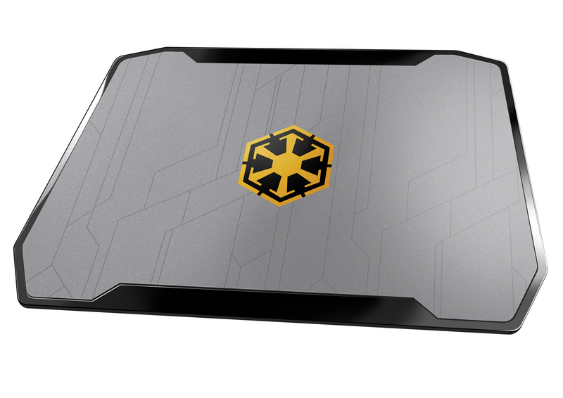 Illustration for article titled Razer Caters to Both the Dark and Light Sides of the Force